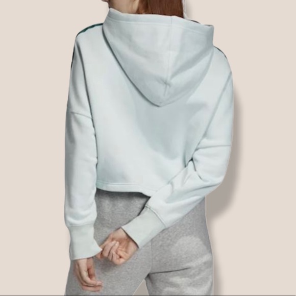 Adidas crop puller over hoodie - Picture 5 of 8